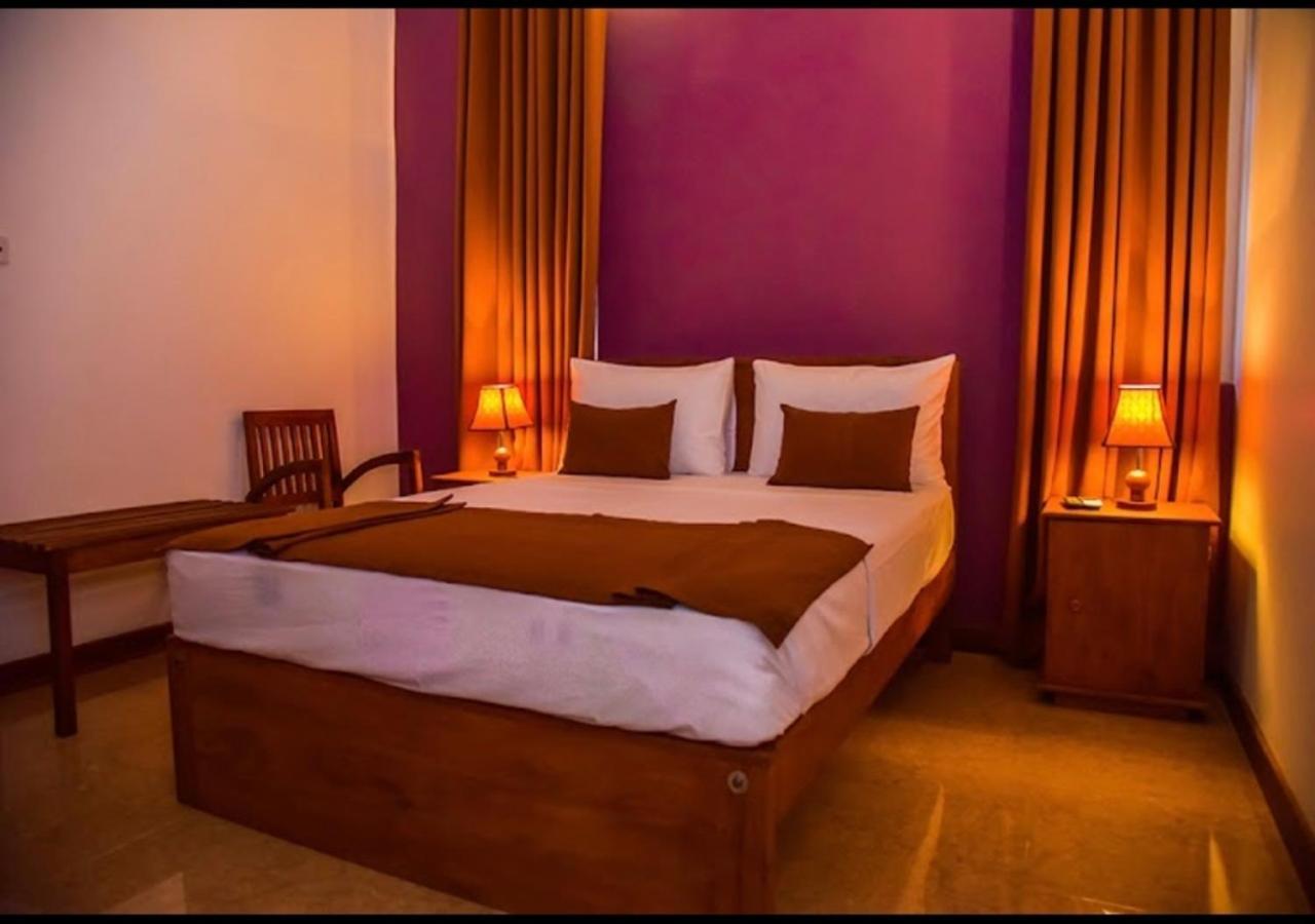 Ace Boutique Airport Hotel Katunayaka Екстериор снимка